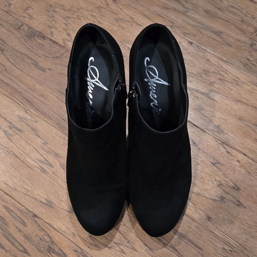 American Rag "Arajanaye" Women's Ankle Booties - Black